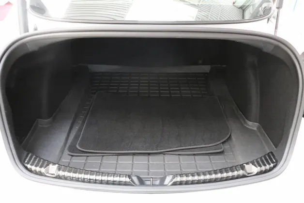 Tesla Model 3 Long Range Dual Motor