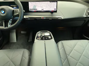 BMW iX M60