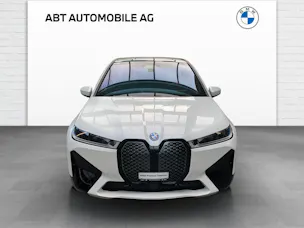 BMW iX M60