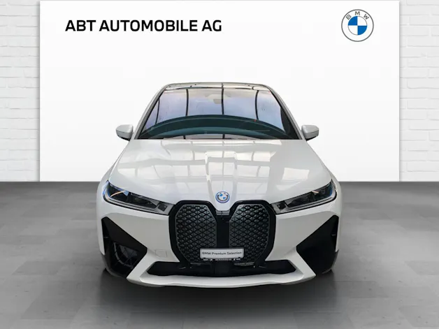 BMW iX M60