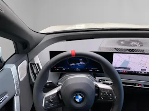 BMW iX M60