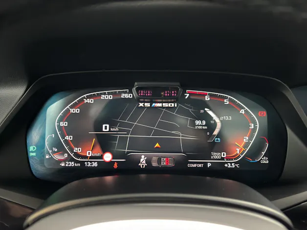 BMW X5 xDriveM50i