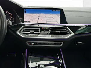 BMW X5 xDriveM50i