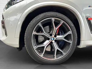 BMW X5 xDriveM50i