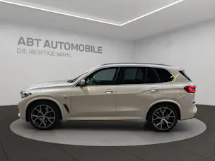 BMW X5 xDriveM50i