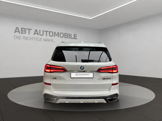BMW X5 xDriveM50i