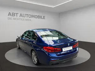 BMW M550i xDrive SAG