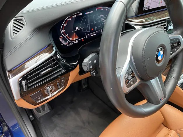 BMW M550i xDrive SAG