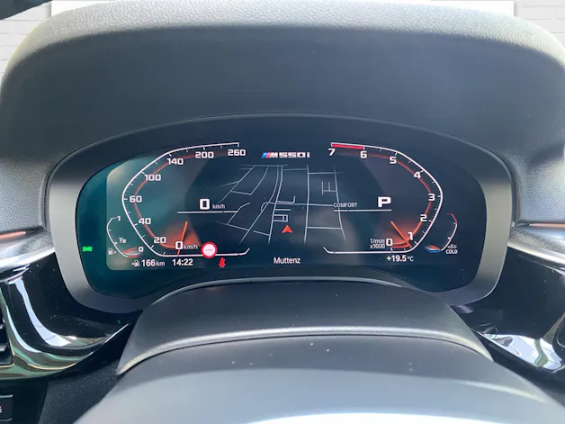 BMW M550i xDrive SAG