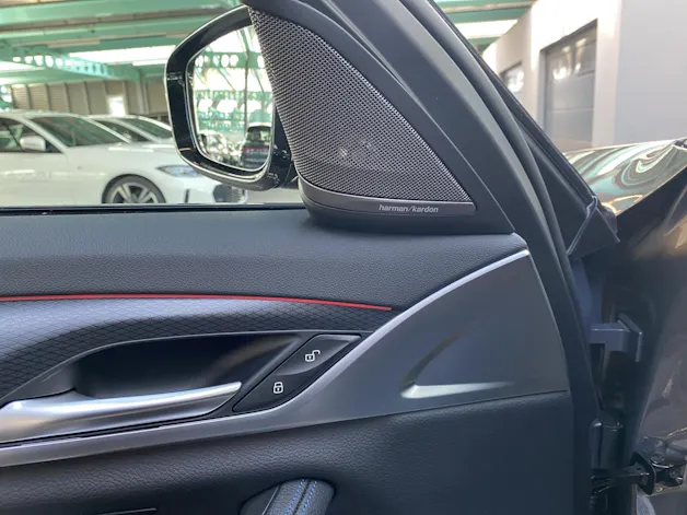 BMW M550i xDrive SAG