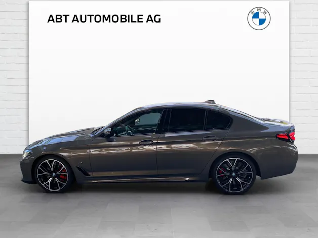 BMW M550i xDrive SAG