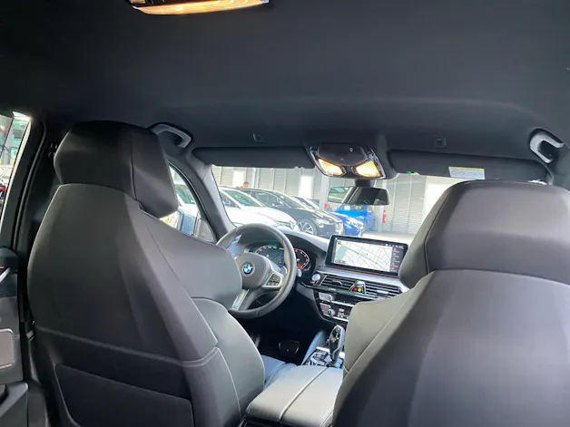 BMW M550i xDrive SAG