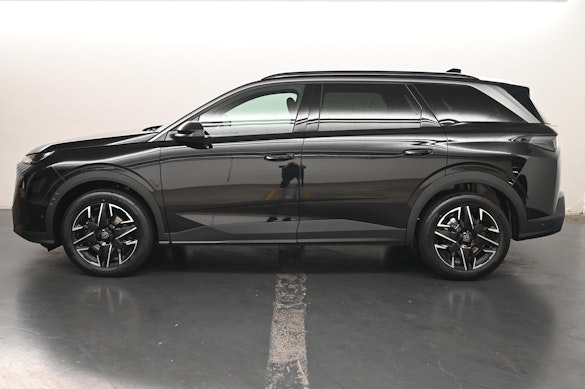 PEUGEOT 5008 1.2 Hybrid Allure Premium 2