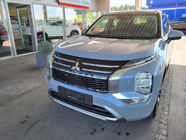 Mitsubishi Outlander 2.4 PHEV Instyle 4x4