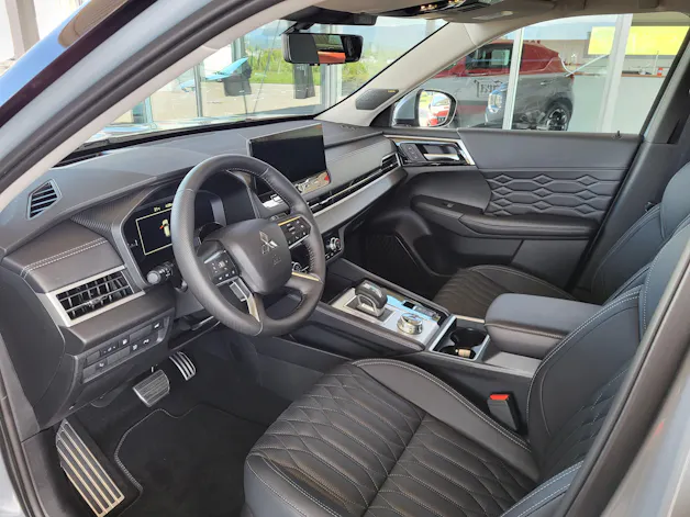 Mitsubishi Outlander 2.4 PHEV Instyle 4x4