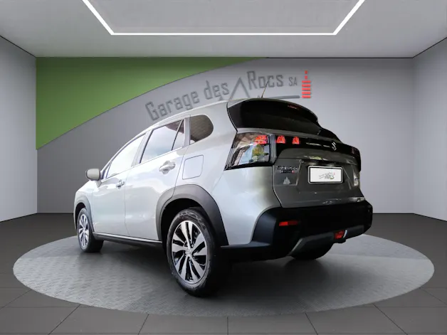 Suzuki S-Cross 1.4 T Compact Top Hybrid 4x4