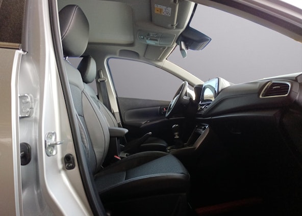 Vehicle image 12 Vehicle image 12