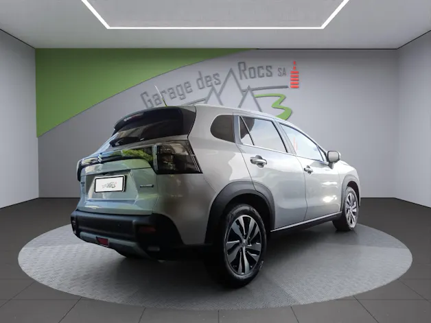 Suzuki S-Cross 1.4 T Compact Top Hybrid 4x4
