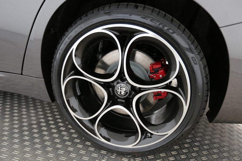 Vehicle image ALFA ROMEO Giulia