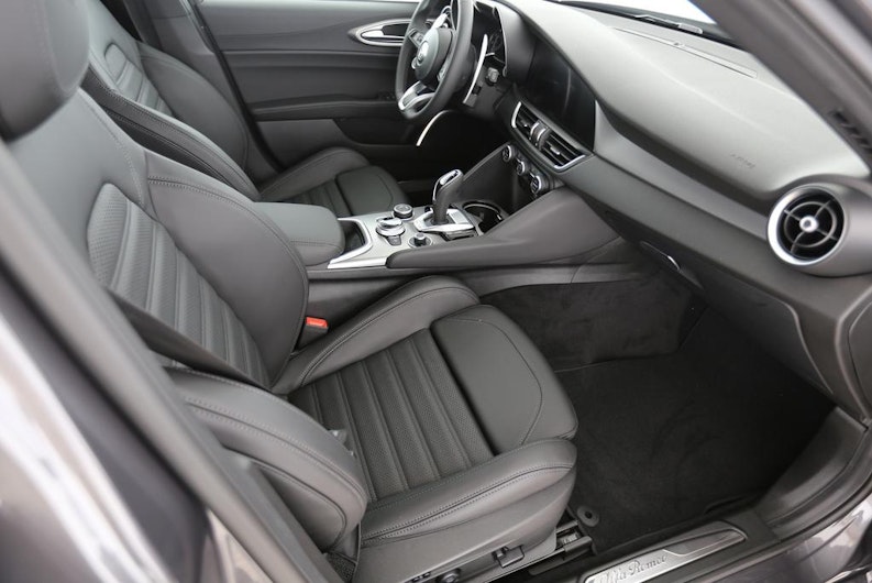 Vehicle image ALFA ROMEO Giulia