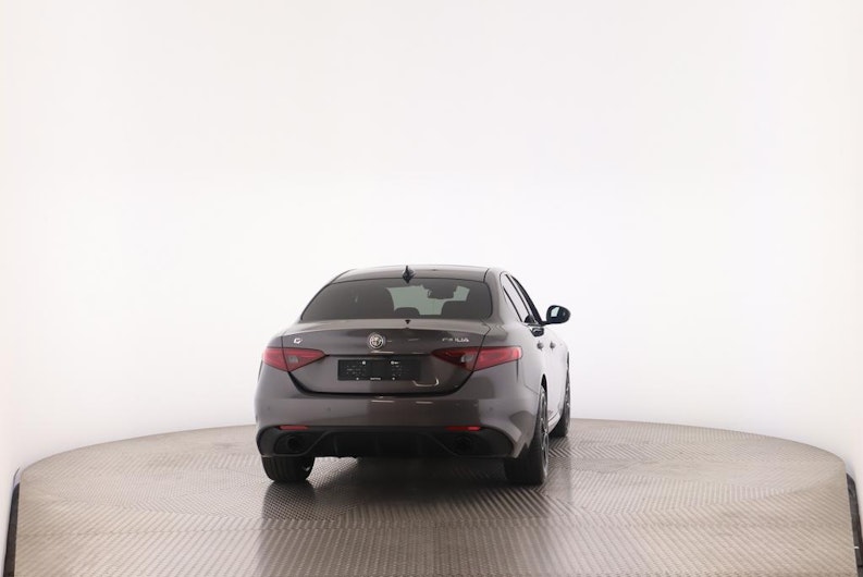 Vehicle image ALFA ROMEO Giulia