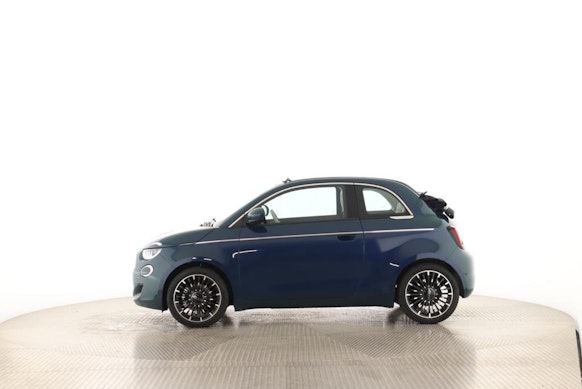 FIAT 500 Cabrio La Prima 3