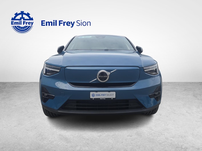 Vehicle image VOLVO C40