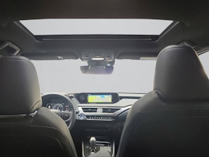 Vehicle image LEXUS UX 300e Excellence