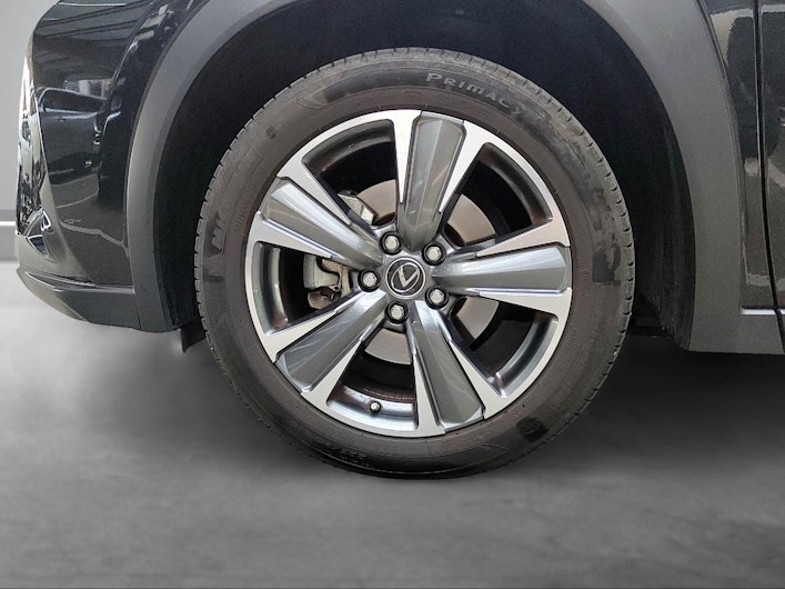 Vehicle image LEXUS UX