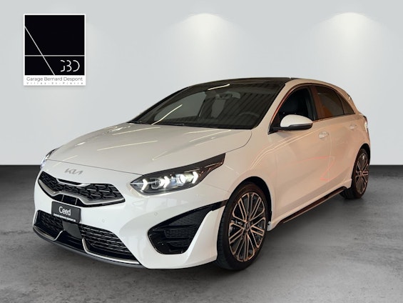 First vehicle image