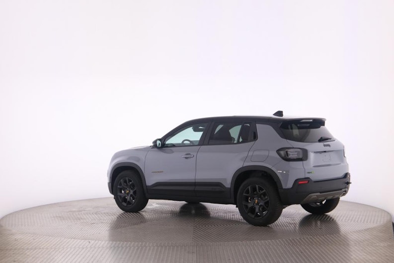 Vehicle image JEEP AVENGER