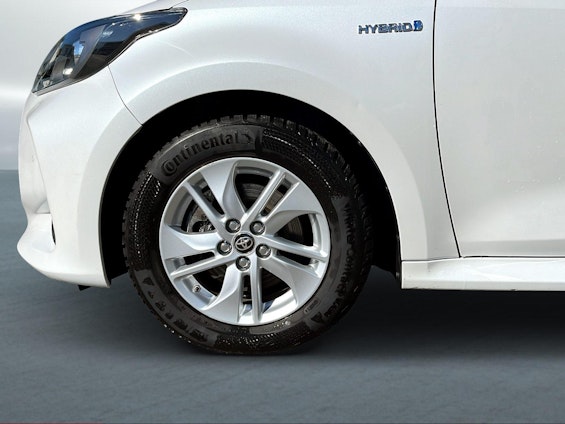 Vehicle image 15 Vehicle image 15