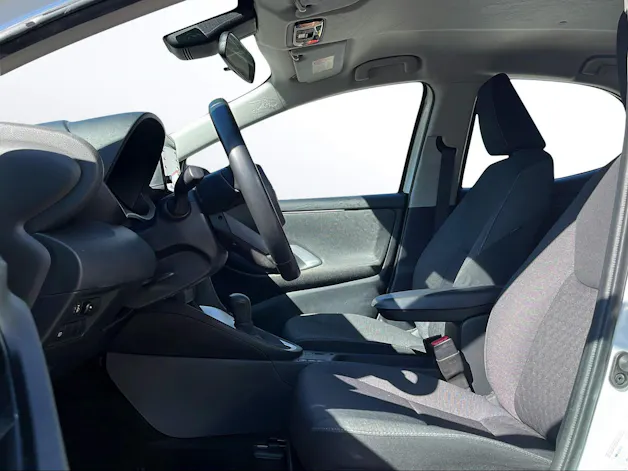 Toyota Yaris 1.5 VVT-i HSD Comfort