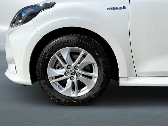 Vehicle image 2 Vehicle image 2