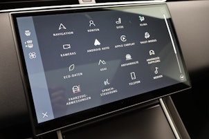 Vehicle image LAND ROVER Range Rover Evoque 1.5 T 270e Dynamic SE