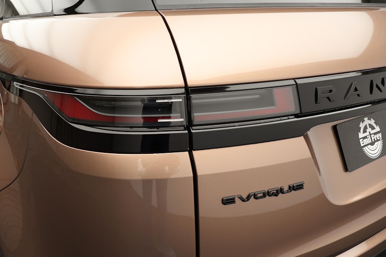 Vehicle image LAND ROVER RANGE ROVER EVOQUE