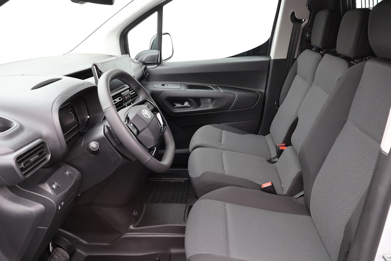 Vehicle image TOYOTA PROACE CITY