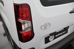 Vehicle image TOYOTA PROACE CITY Van L2 52KWh Active