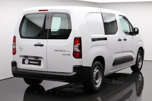 Vehicle image TOYOTA PROACE CITY Van L2 52KWh Active