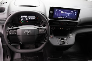 Vehicle image TOYOTA PROACE CITY Van L2 52KWh Active