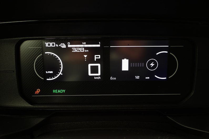 Vehicle image TOYOTA PROACE CITY