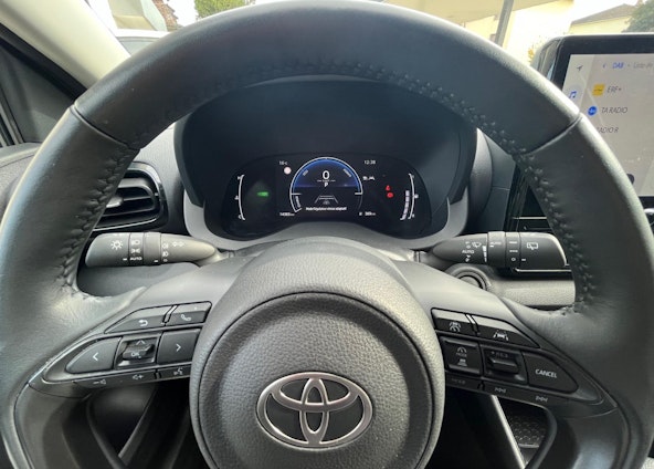 Vehicle image 10 Vehicle image 10