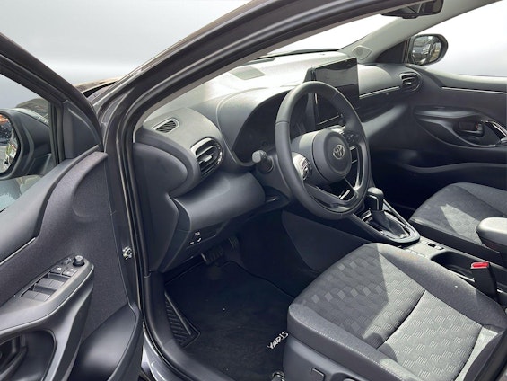 Vehicle image 7 Vehicle image 7