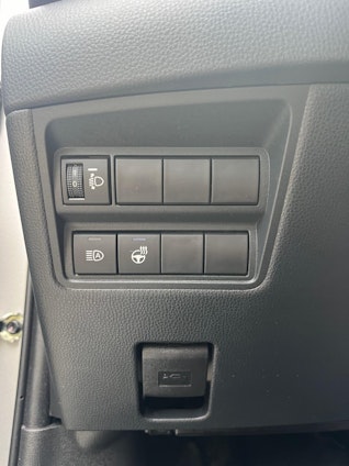 Vehicle image 13 Vehicle image 13