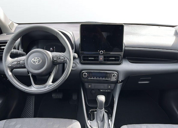 Vehicle image 9 Vehicle image 9