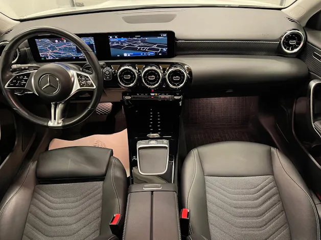 Mercedes-Benz A 180 d Progressive