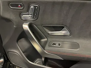 Mercedes-Benz CLA 200 AMG Line