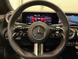 Mercedes-Benz CLA 200 AMG Line