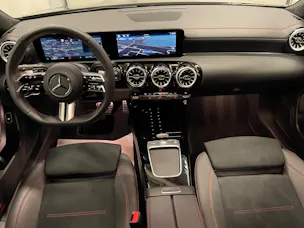 Mercedes-Benz CLA 200 AMG Line