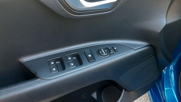 Vehicle image 12 Vehicle image 12